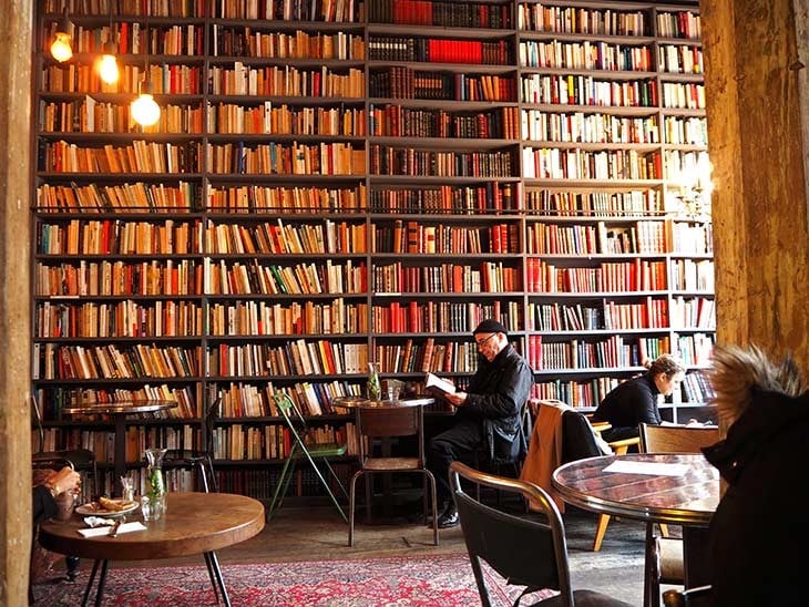 7712-merci-used-book-cafe-paris-fransa-merciusedbookcafe