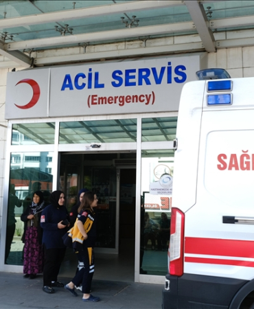 931650_f8218b67a95e437697b6be7b1701f430~mv2